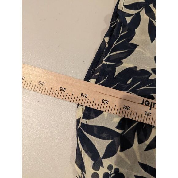 Pleione Women's Printed Semi-Transparent Dolman Sleeves Blouse Size Large - Picture 11 of 14